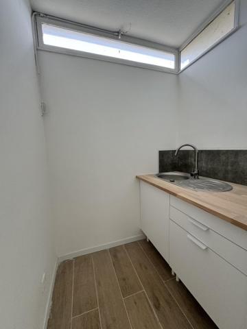 Location / Studio à Aix-en-Provence (13100)