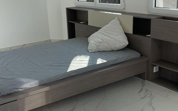 Maison à vendre    10 pièces • 187 m2 Ville-la-Grand