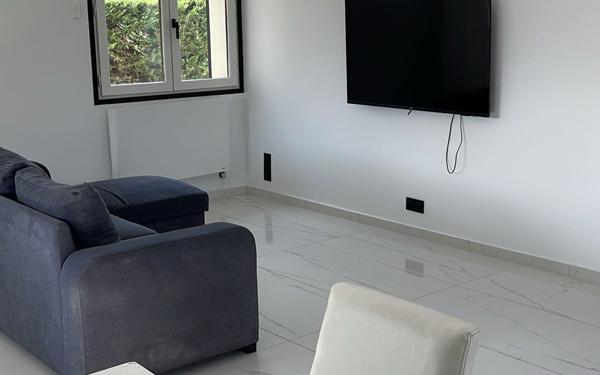 Maison à vendre    10 pièces • 187 m2 Ville-la-Grand