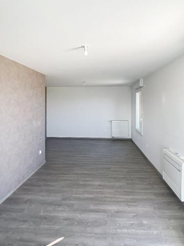 Appartement à vendre Angers, 3 chambres, dernier étage avec ascenseur, deux terrasses, double box