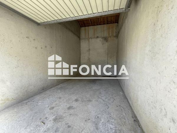 Location Parking 18 m² - RUE DES BLEUETS Trelissac 24750