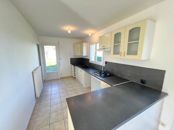 Maison plain pied 3 chambres et jardin