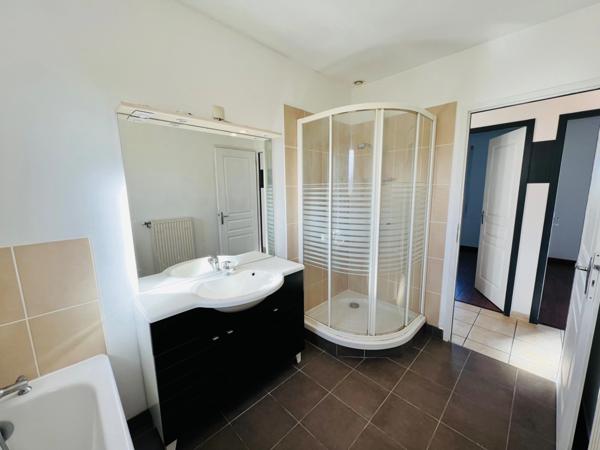 Maison plain pied 3 chambres et jardin