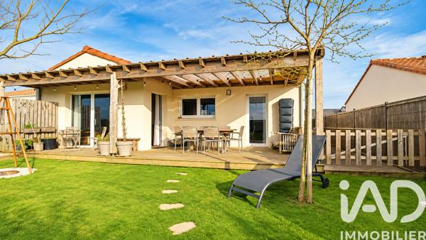 Maison à vendre 4 pièces 80 m² Saint-Vincent-sur-Jard