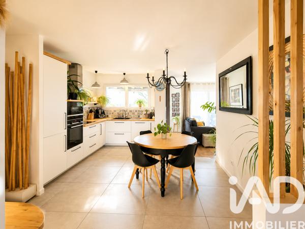 Maison à vendre 4 pièces 80 m² Saint-Vincent-sur-Jard