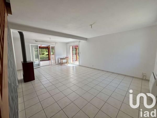 Maison 7 pièces de 150 m² à Plélan-le-Grand (35380)