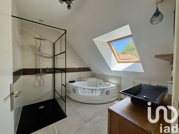 Maison 7 pièces de 150 m² à Plélan-le-Grand (35380)