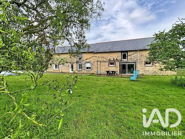 Maison à vendre 9 pièces 261 m² Saint-Aubin-d'Aubigné