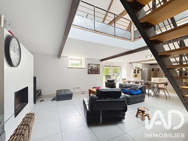Maison à vendre 9 pièces 261 m² Saint-Aubin-d'Aubigné