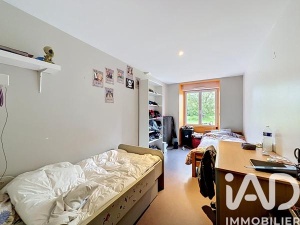 Maison à vendre 9 pièces 261 m² Saint-Aubin-d'Aubigné