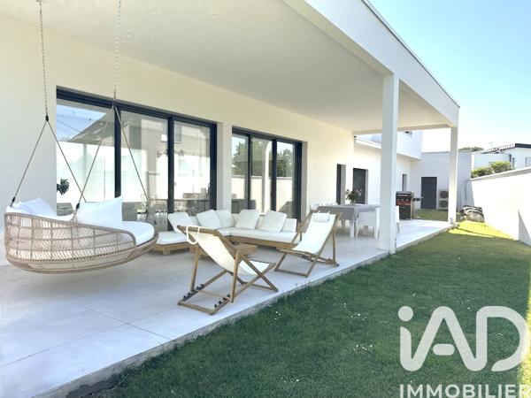 Maison à vendre 6 pièces 240 m² Montreuil-Juigné