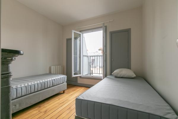 Appartement
         3 pièces
        - 40 m² Exclusivité 485 000 € *