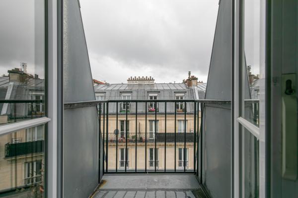 Appartement
         3 pièces
        - 40 m² Exclusivité 485 000 € *