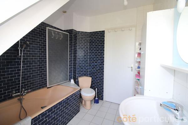 Vente
                Maison200 m² - 8 Pièces -
                    SAINT JEAN LE BLANC (45650)