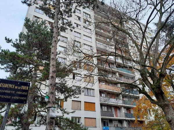 Appartement Vitry Sur Seine 5 pièce(s) 102.23 m2