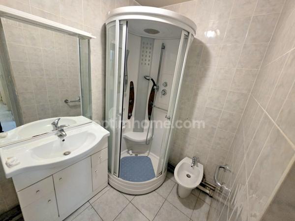 Sarcelles - Place Charcot - Appartement 3 pièces -  72 m2 - 142 000 € FAI