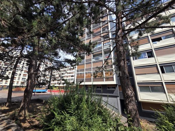Sarcelles - Place Charcot - Appartement 3 pièces -  72 m2 - 142 000 € FAI