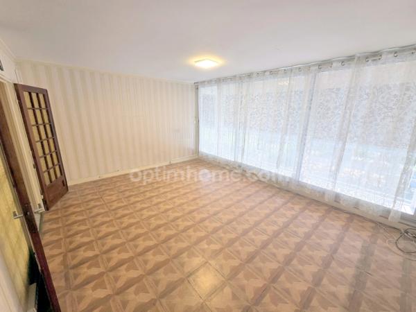 Sarcelles - Place Charcot - Appartement 3 pièces -  72 m2 - 142 000 € FAI