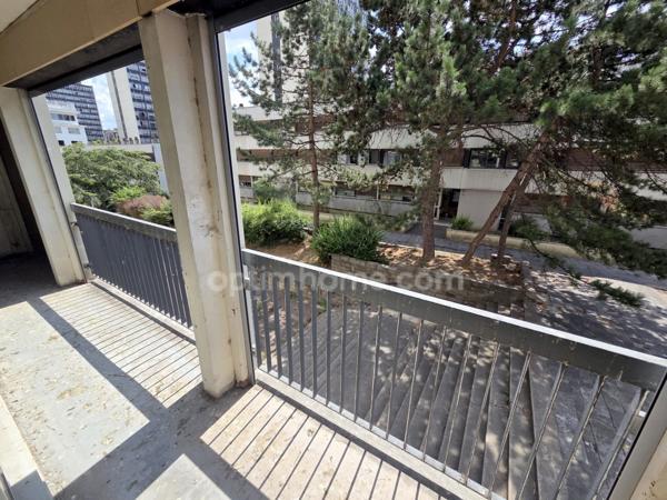 Sarcelles - Place Charcot - Appartement 3 pièces -  72 m2 - 142 000 € FAI