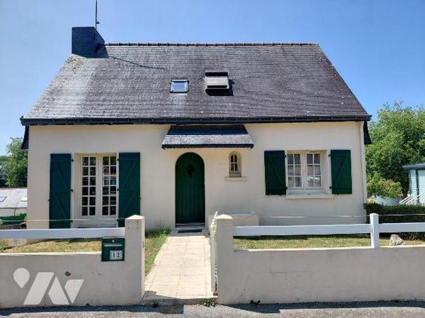 Maison 4 pièces à vendre à Pontivy (56300) - 90 m² - 3 chambres - Garage - Terrain 547 m²

Si...