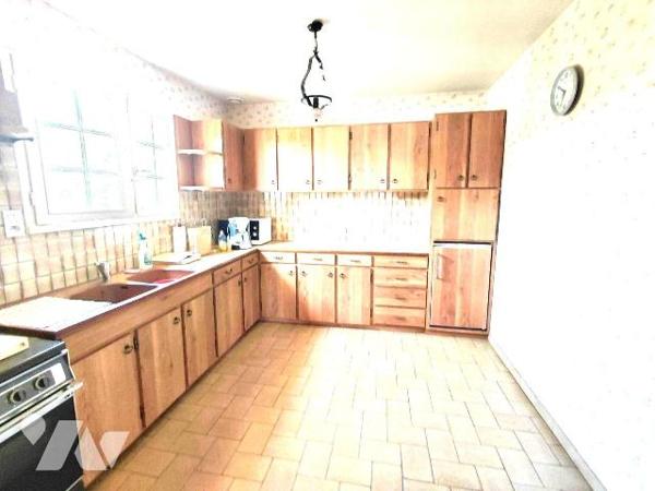 Maison 4 pièces à vendre à Pontivy (56300) - 90 m² - 3 chambres - Garage - Terrain 547 m²

Si...