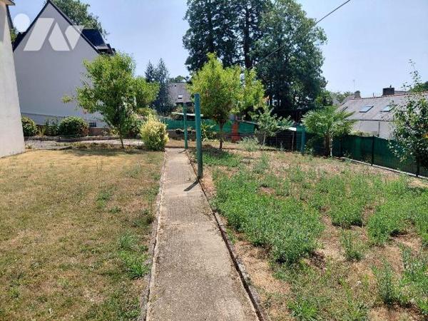 Maison 4 pièces à vendre à Pontivy (56300) - 90 m² - 3 chambres - Garage - Terrain 547 m²

Si...