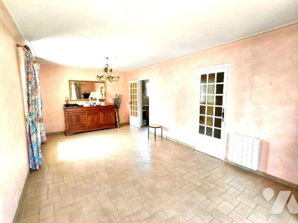 Maison 4 pièces à vendre à Pontivy (56300) - 90 m² - 3 chambres - Garage - Terrain 547 m²

Si...