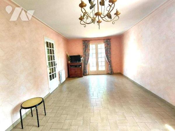 Maison 4 pièces à vendre à Pontivy (56300) - 90 m² - 3 chambres - Garage - Terrain 547 m²

Si...