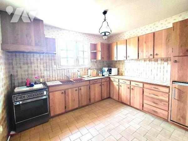 Maison 4 pièces à vendre à Pontivy (56300) - 90 m² - 3 chambres - Garage - Terrain 547 m²

Si...