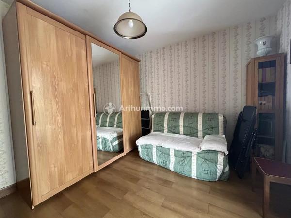 Vente Maison 6 pièces 142 m2 à Saint-Jean-d'Angély