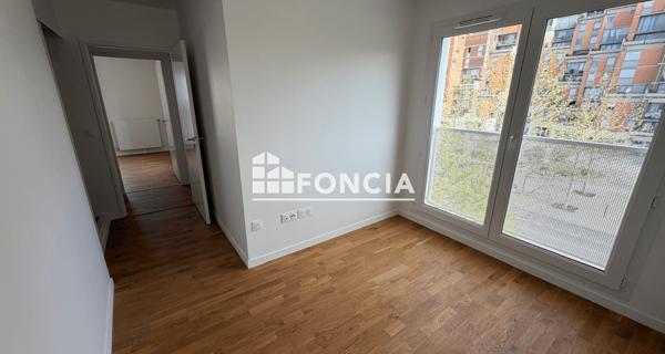 Location Appartement 3 pièces 77.81 m² - Evry 91000