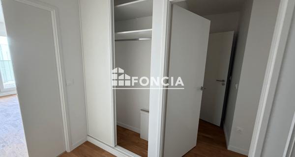 Location Appartement 3 pièces 77.81 m² - Evry 91000