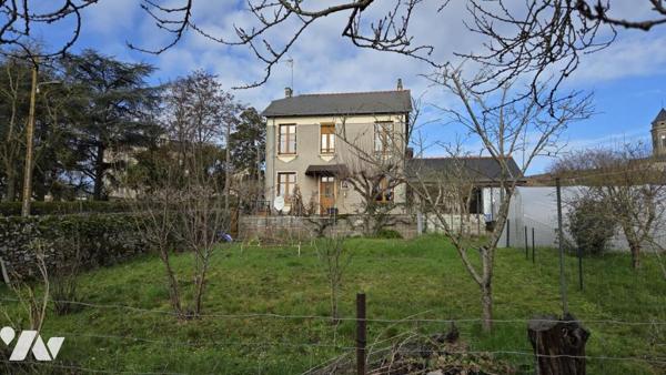 Quartier historique St Florent le Vieil - 138m² - 5 chambres - 988m² jardin