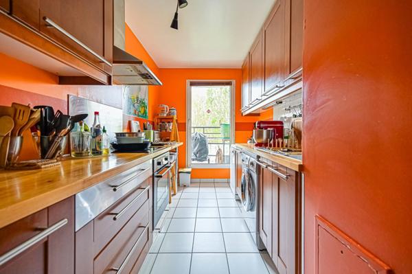 A 8 Minutes de la Gare RER D Vert de Maisons