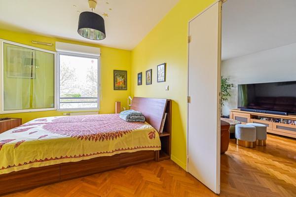 A 8 Minutes de la Gare RER D Vert de Maisons