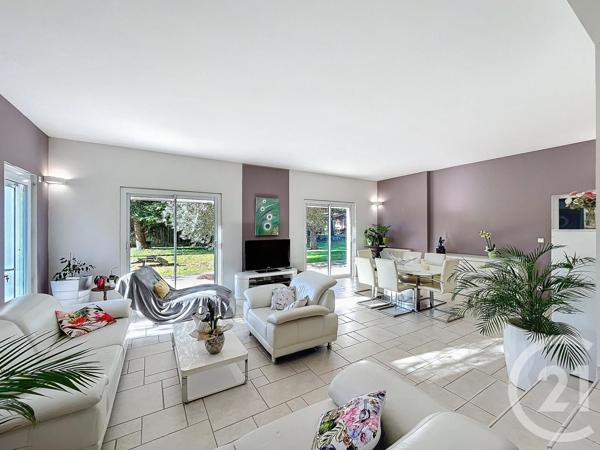 Maison à vendre  11 pièces - 265,05 m2 MONTELIMAR - 26