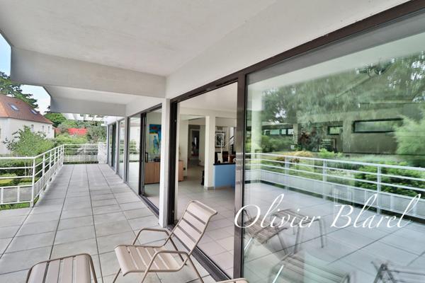 Chatou villa d'architecte 8 pièces, jardin paysagé, quartier recherché