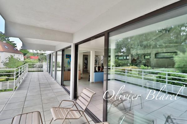 Chatou villa d'architecte 8 pièces, jardin paysagé, quartier recherché