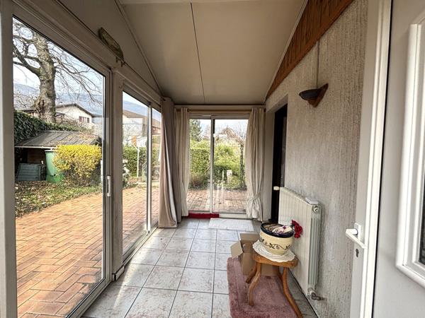 RARE à la vente - Maison de plain-pieds sur les premières hauteurs à 5 minutes du centre de La Motte-Servolex