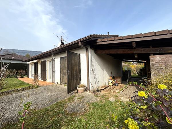 RARE à la vente - Maison de plain-pieds sur les premières hauteurs à 5 minutes du centre de La Motte-Servolex