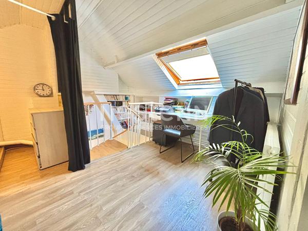 Nestenn Igny - Maison rénovée avec vue dégagée - Vauhallan - 3 chambres - Sous-sol total - Terrain 633 m² - Terrasse sud - Proche Igny, Vélizy & Plateau de Saclay