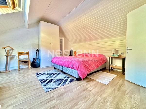 Nestenn Igny - Maison rénovée avec vue dégagée - Vauhallan - 3 chambres - Sous-sol total - Terrain 633 m² - Terrasse sud - Proche Igny, Vélizy & Plateau de Saclay