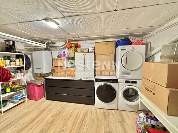 Nestenn Igny - Maison rénovée avec vue dégagée - Vauhallan - 3 chambres - Sous-sol total - Terrain 633 m² - Terrasse sud - Proche Igny, Vélizy & Plateau de Saclay