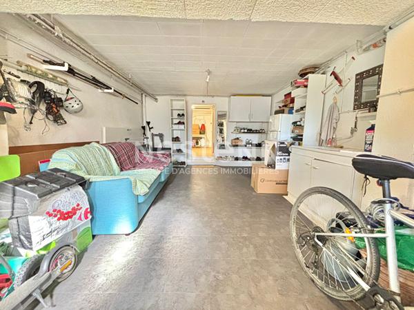 Nestenn Igny - Maison rénovée avec vue dégagée - Vauhallan - 3 chambres - Sous-sol total - Terrain 633 m² - Terrasse sud - Proche Igny, Vélizy & Plateau de Saclay