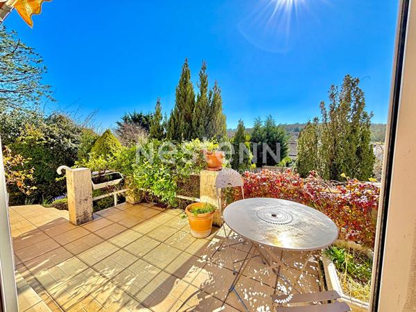 Nestenn Igny - Maison rénovée avec vue dégagée - Vauhallan - 3 chambres - Sous-sol total - Terrain 633 m² - Terrasse sud - Proche Igny, Vélizy & Plateau de Saclay