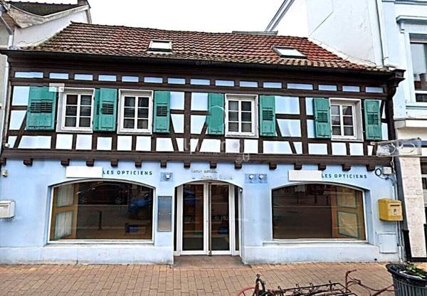 Local commercial libre d'occupation