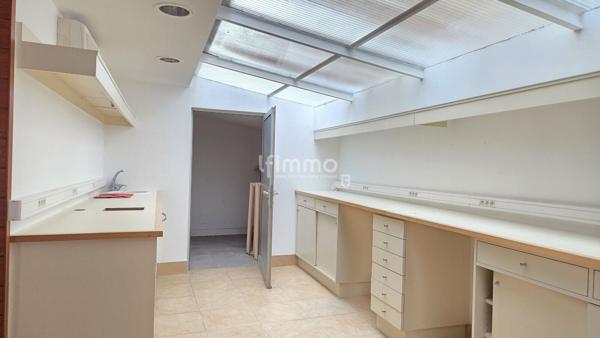 Local commercial libre d'occupation