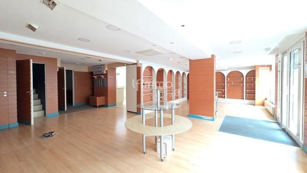 Local commercial libre d'occupation