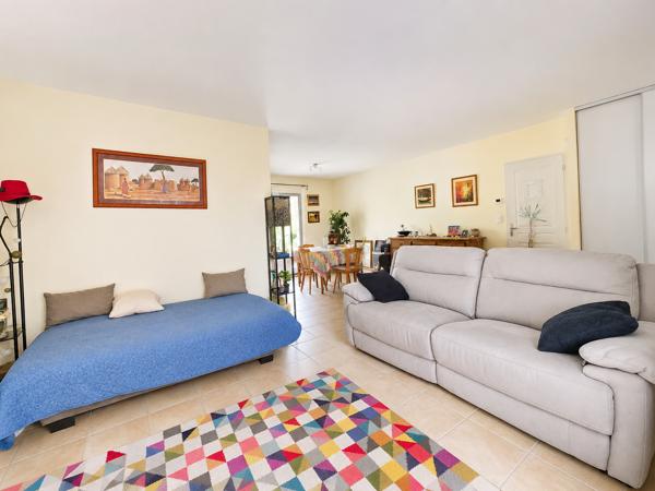 Maison
         5 pièces
        - 118 m² 259 000 € *