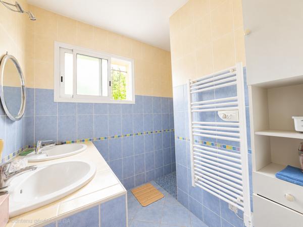 Maison
         5 pièces
        - 118 m² 259 000 € *